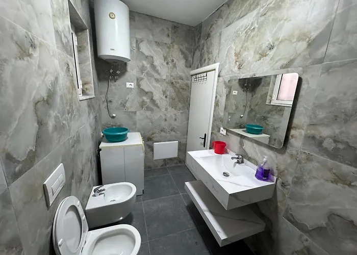 Escape Apartment *